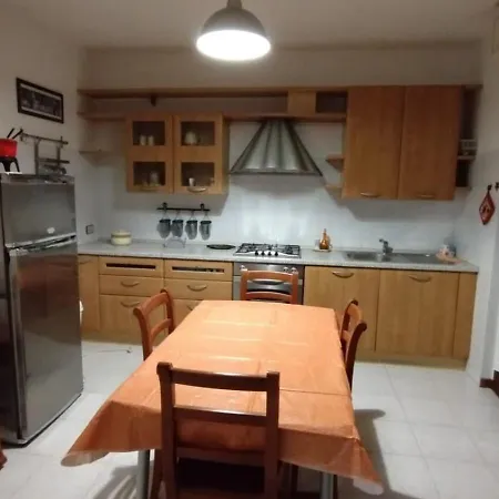 Apartment La Casa Di Ele *